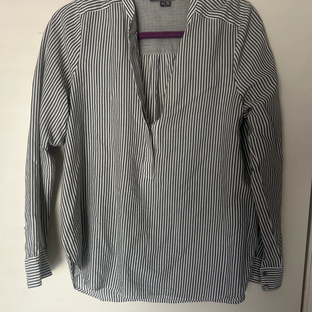 Vince Black and White Button Down Blouse with Mandarin Collar
